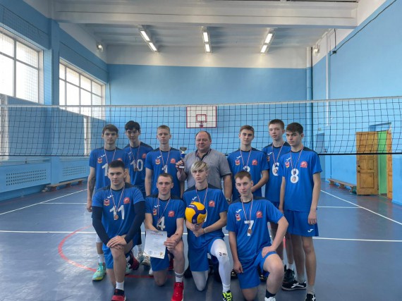 Сборная Барнаульского кооперативного техникума – одна из лучших в первенстве г. Барнаула по волейболу