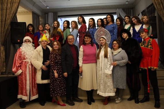 Новогодний спектакль в Барнаульском кооперативном техникуме