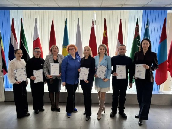 Преподаватель Барнаульского кооперативного техникума отмечена благодарностью за вклад в развитие просвещения в Алтайском крае